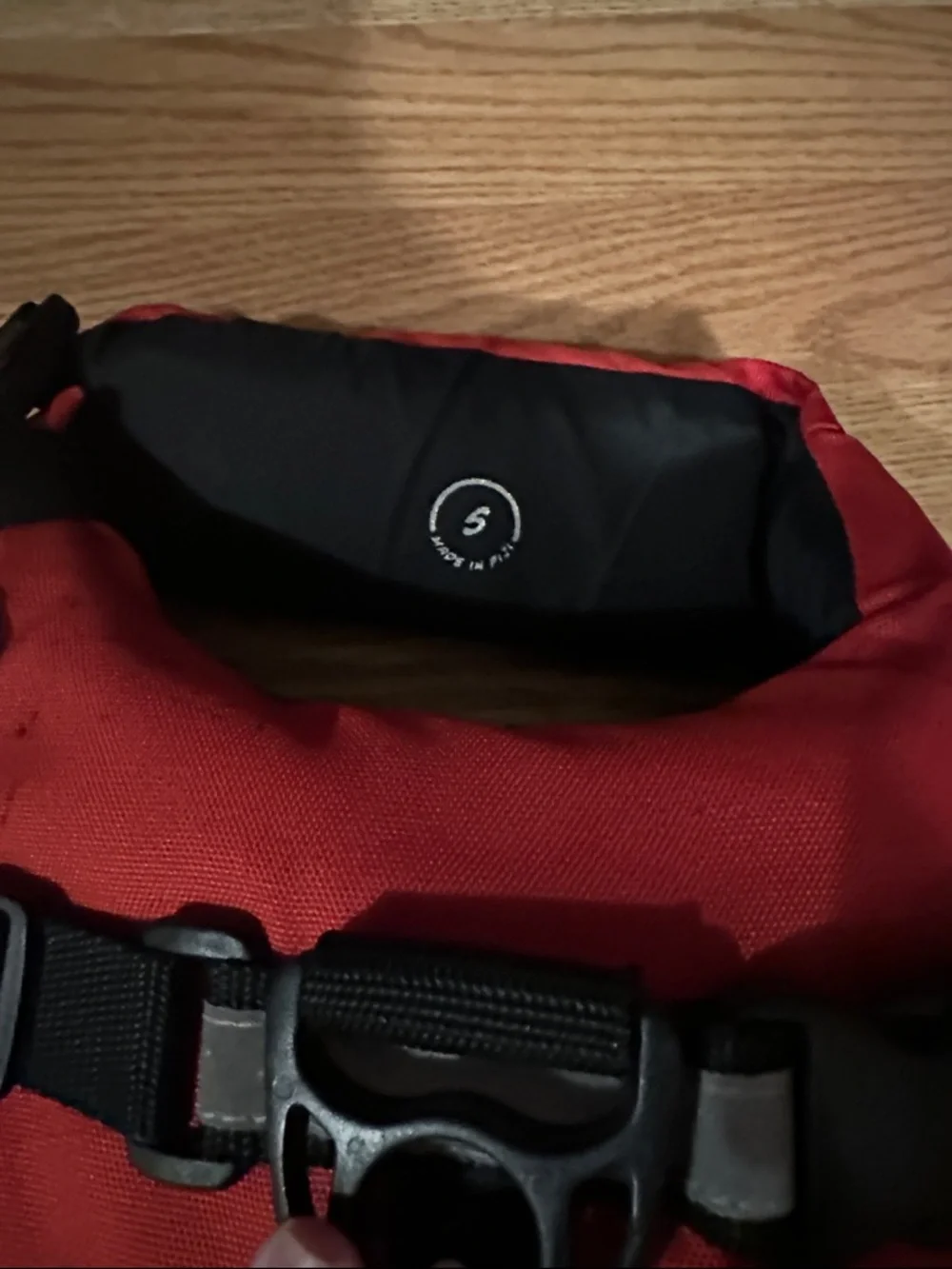 Red Dog Life Jacket - Picture 4 of 4